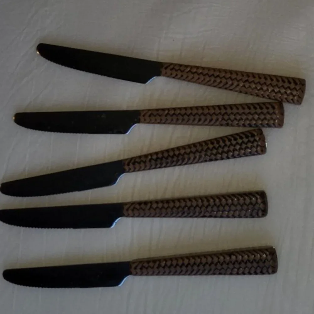 Steak Knife Set of Knives Stainless Steel Blades Serrated Edges Aztec Or Safari